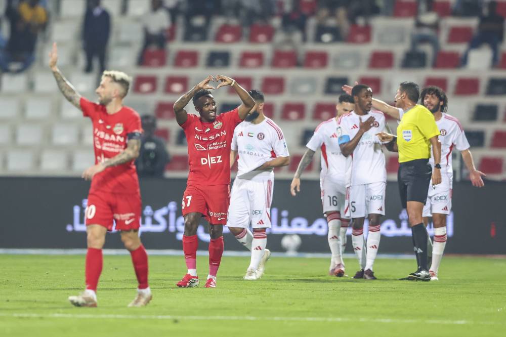 مباراة شباب الأهلي والجزيرة في دوري آدنوك (( محمد شعلان ))