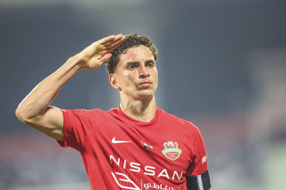 مباراة شباب الأهلي والجزيرة في دوري آدنوك (( محمد شعلان ))