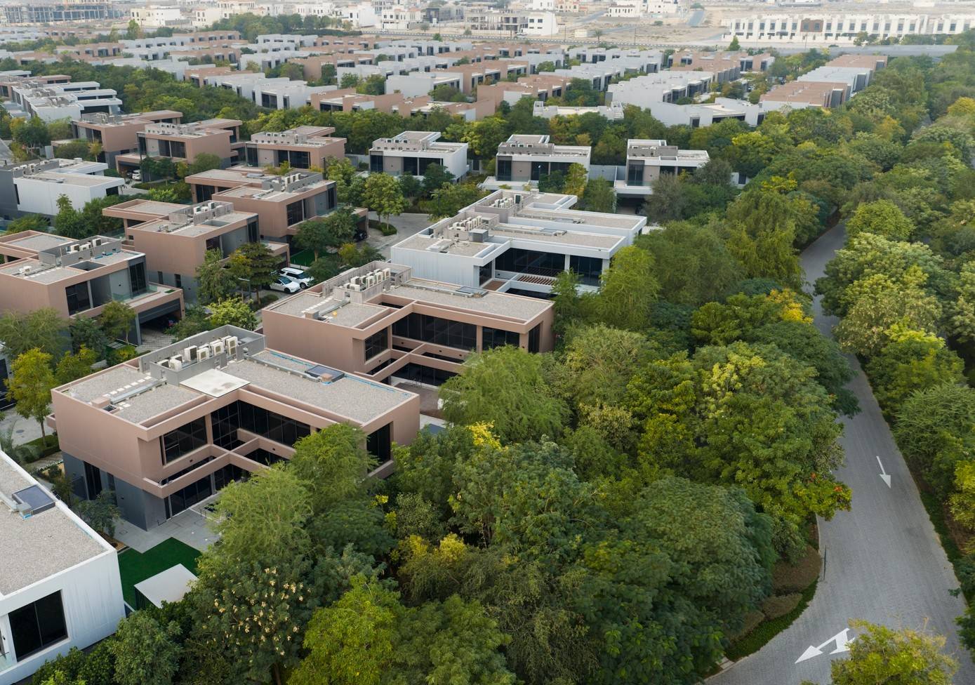 مجتمع مسار 1 في الشارقة (3) _LR