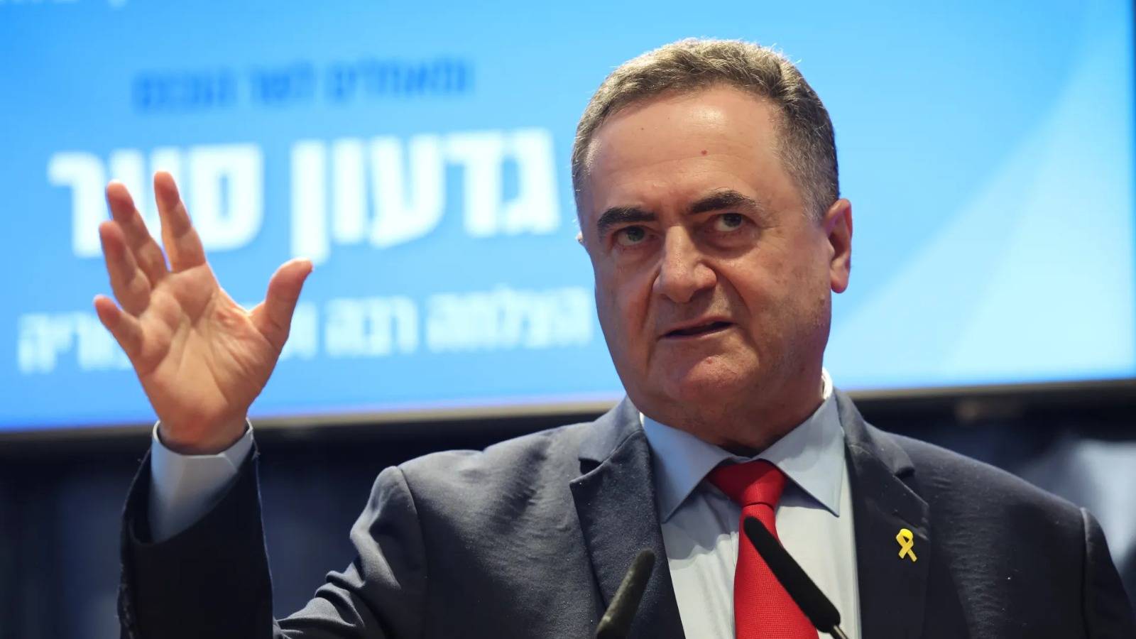 كاتس يعلن قصف أكبر منشأة بتروكيميائية في إيران