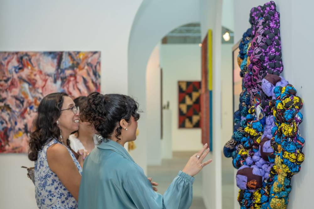 أبوظبي تستقبل 26.6 مليون زائر في 2025