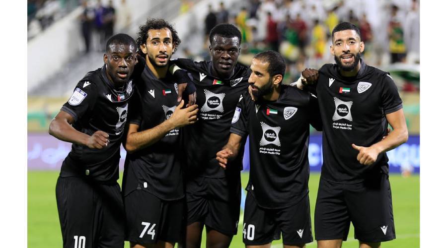 فرحة لاعبي خورفكان