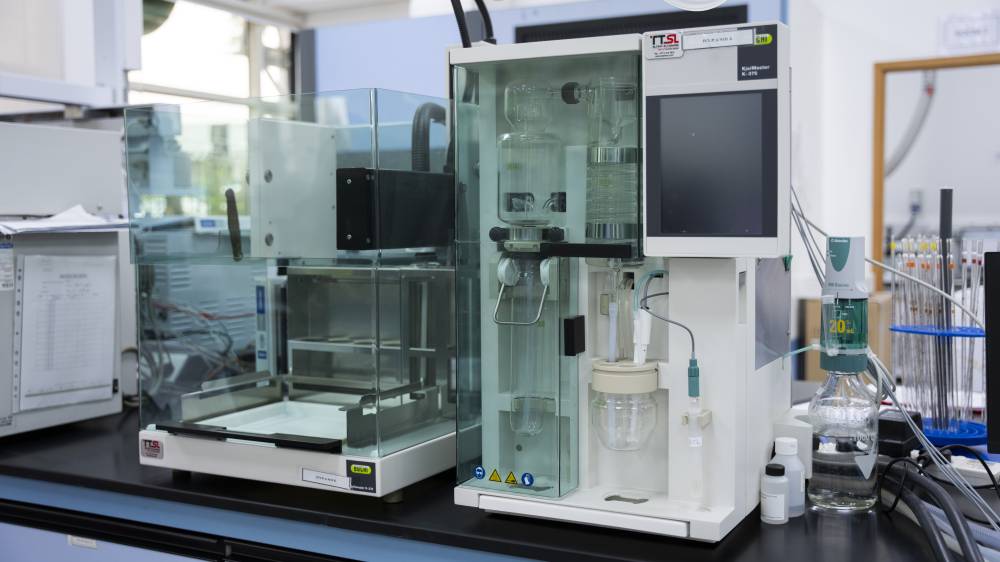 بلدية عجمان تطلق نظام إدارة المختبرات المركزية