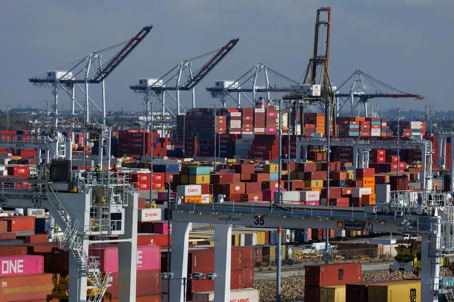 انتعاش طلبيات السلع الرأسمالية الأمريكية