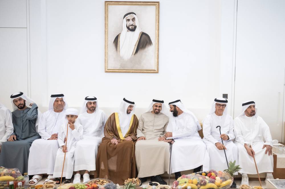 ذياب بن محمد خلال حضوره الحفل 