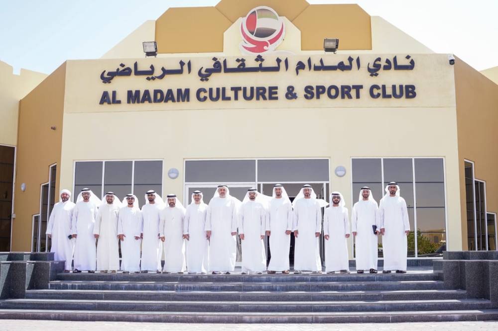 خالد بن حميد القاسمي يواصل زيارته لأندية الشارقة