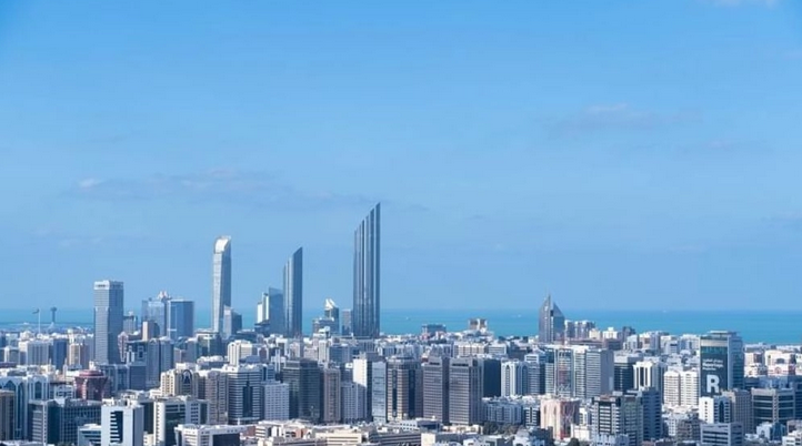 عصام كاظم: دبي جاهزة للزخم السياحي.. وعمليات الناقلات تتوسّع (فيديو)