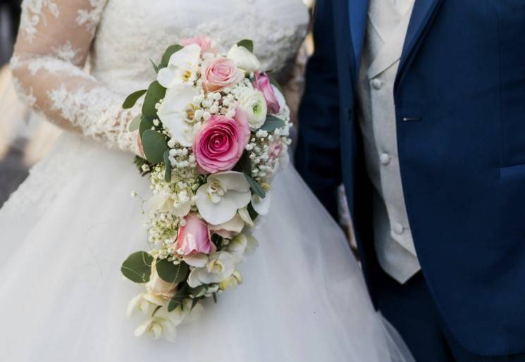 العزوبية تزيد خطر الإصابة بالسرطان لدى الجنسين