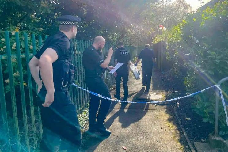 طفل بريطاني يطلق النار على رأس صديقه في حادث مثير للريبة