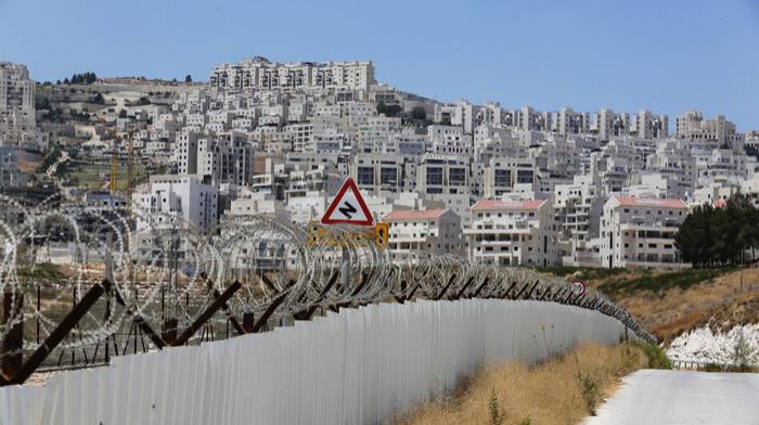 إسرائيل توافق سراً على إنشاء 34 مستوطنة جديدة في الضفة