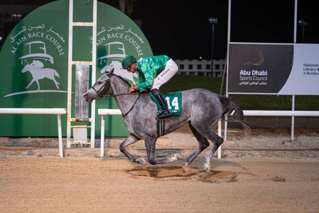 من منافسات سابقة في مضمار العين
