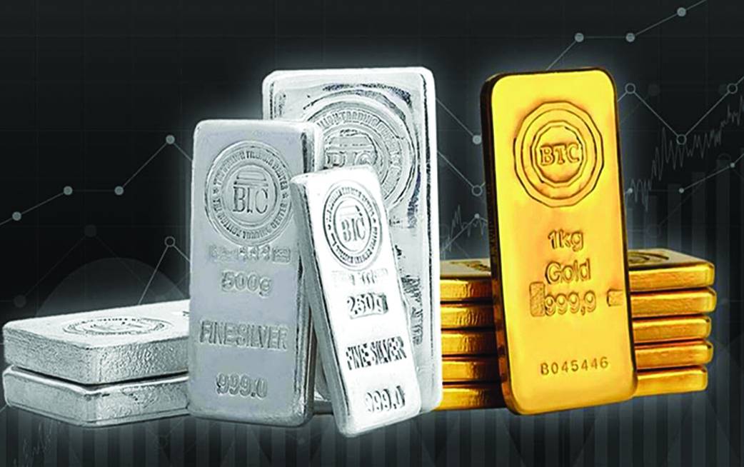الذهب يختتم الأسبوع مرتفعاً 1.5% والفضة 4%