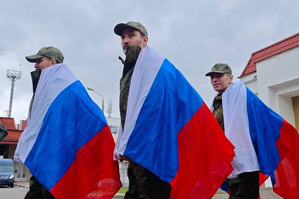 قبيل سريان هدنة الفصح.. روسيا وأوكرانيا تتبادلان أسرى حرب