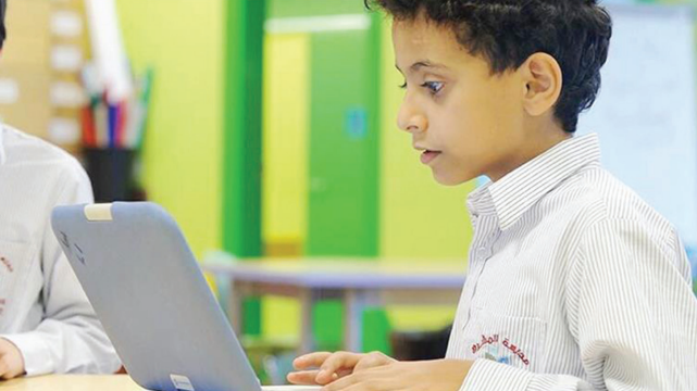 خالد الكعبي: سلامة الأطفال في الفضاء الإلكتروني أولوية