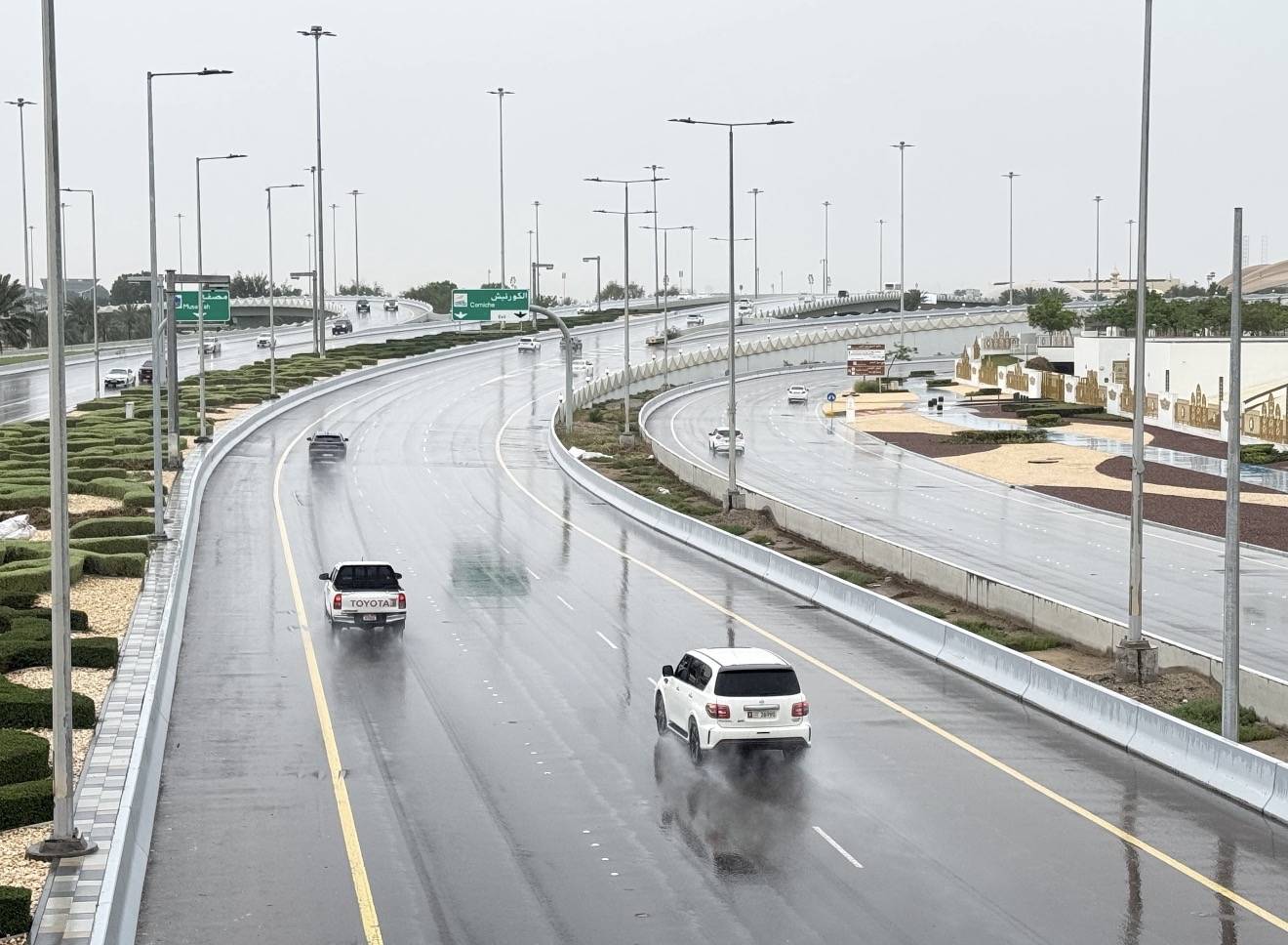 الإمارات.. طقس الأسبوع غائم مع فرص لهطول أمطار على مناطق متفرّقة