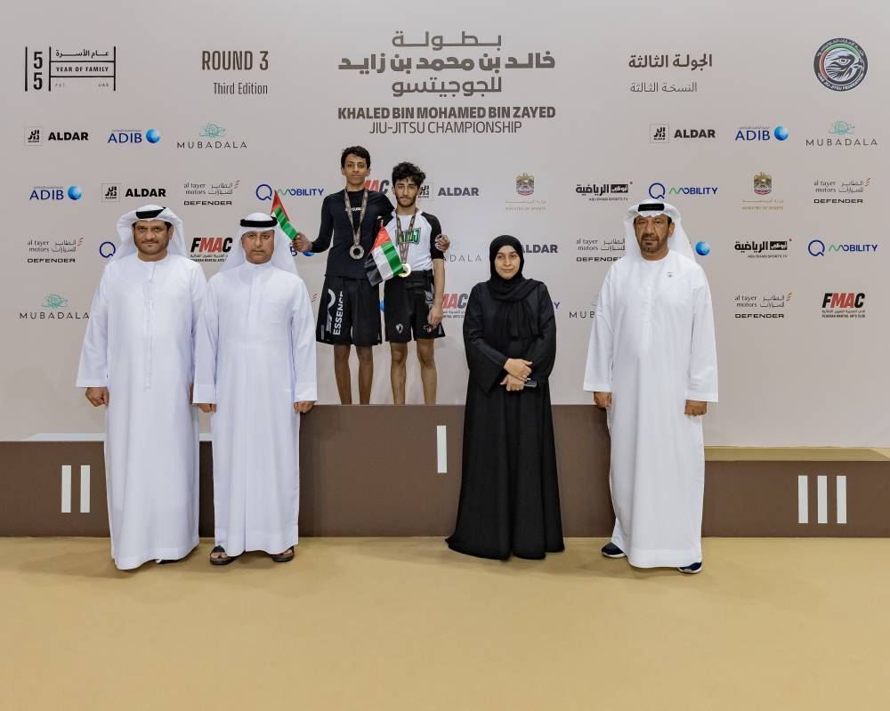 خلال تتويج الفائزين