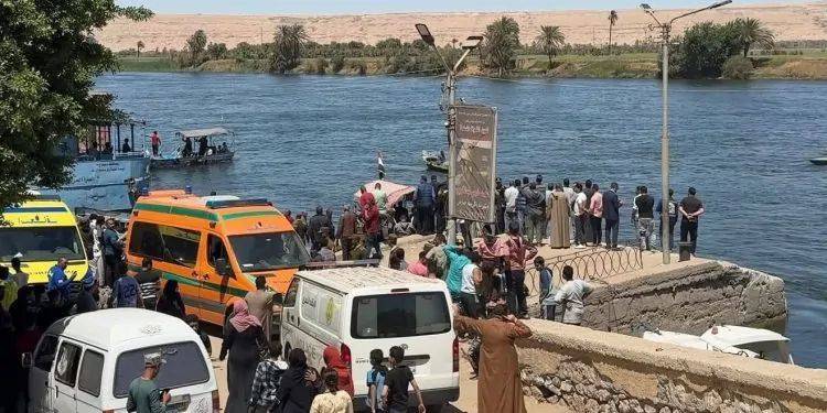 سيارتهم سقطت في النهر.. وفاة مصرية وأولادها بحادث مأساوي
