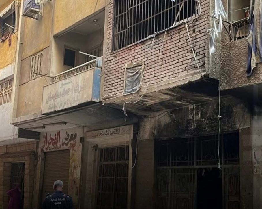 ناجية من حريق مصنع الزاوية بالقاهرة تكشف تفاصيل اللحظات الأخيرة