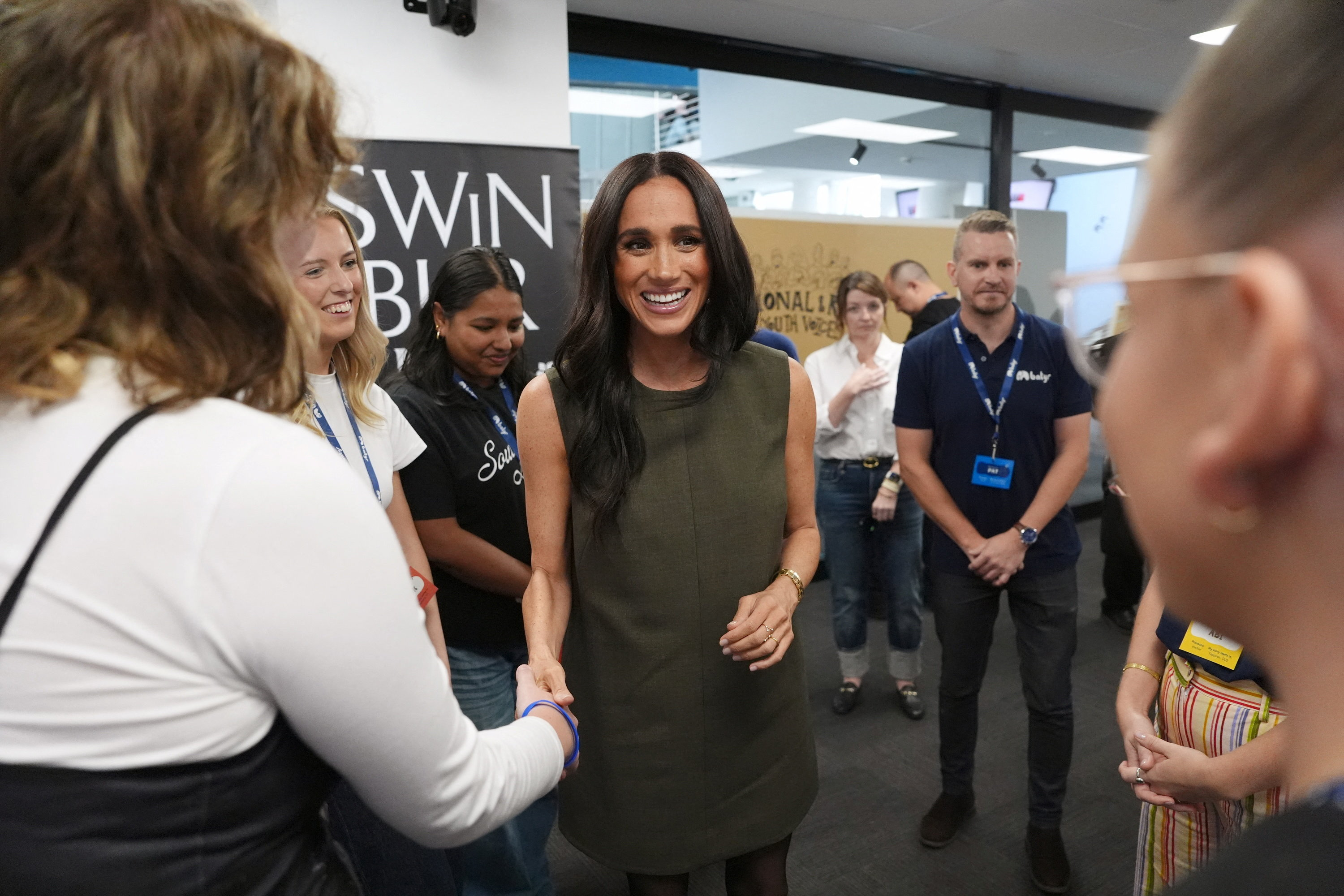 ميغان ماركل تستثمر في «أناقة الذكاء الاصطناعي»