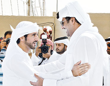 حمدان بن محمد وتميم بن حمد يشهدان اليوم السادس لمهرجان الشحانية