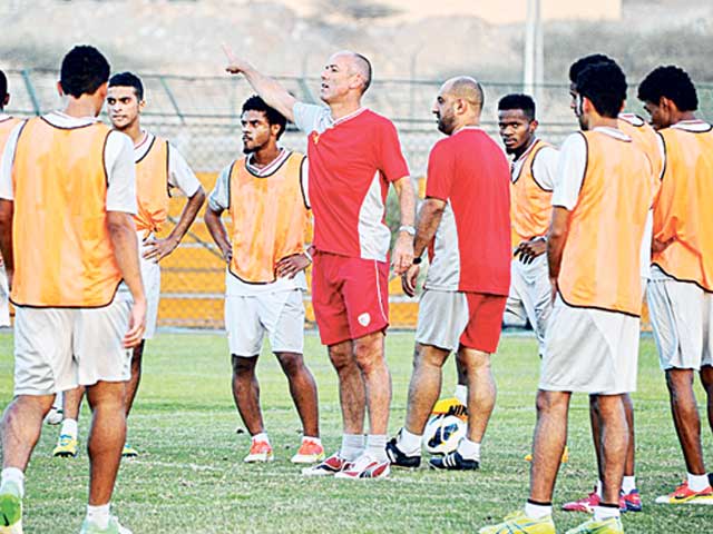 منتخب الكرة يواجه موريتانيا ودياً اليوم