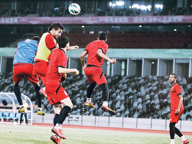منتخب الإمارات يتطلع للاحتفاظ بصدارة تصفيات 'آسيا 2015'