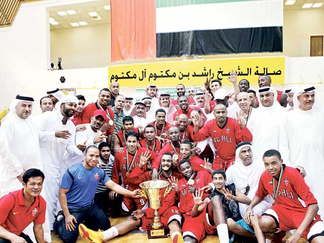 فرسان الأهلي ينتزعون كأس نائب رئيس الدولة للسلة