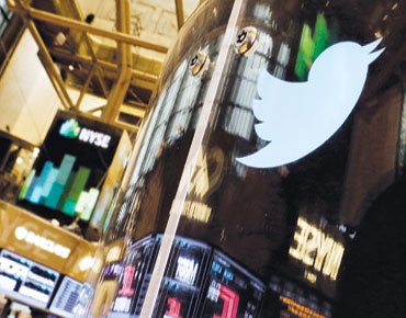 أهم المستفيدين من طرح أسهم “تويتر” للاكتتاب العام