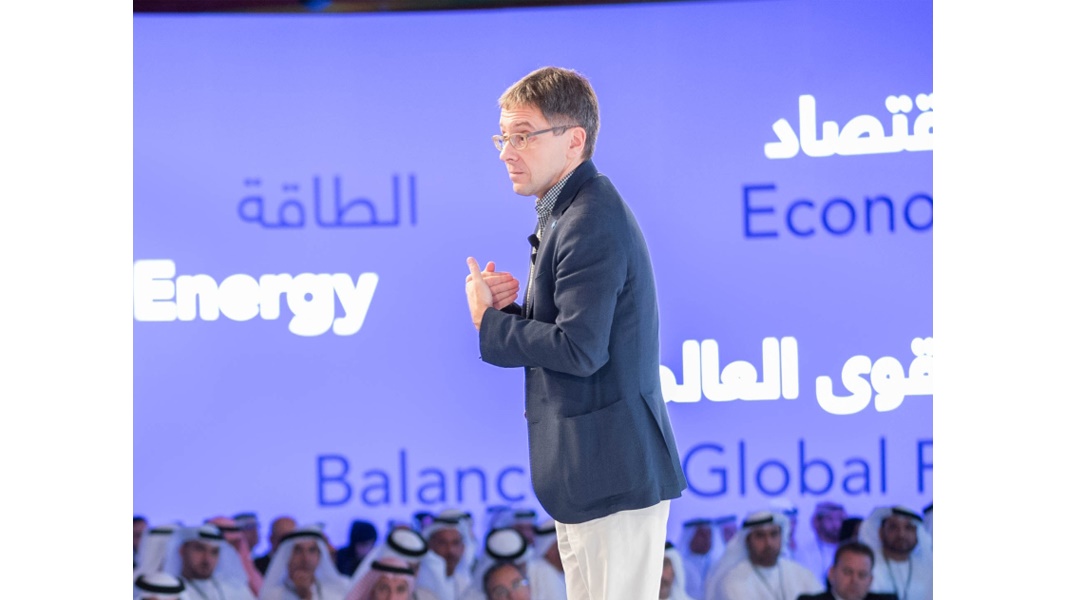 إيان بريمر: حكومة الإمارات نموذج لحكومات العالم المستقبلية