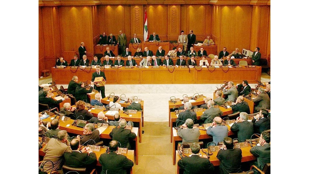 البرلمان .. مجلس تشريع الضرورة وإدمان التمديد