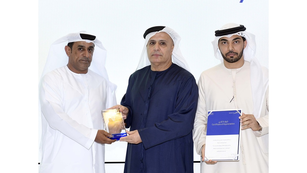 «طرق دبي» تكرم المؤسسات والأفراد الفائزين بـ «تستاهل»